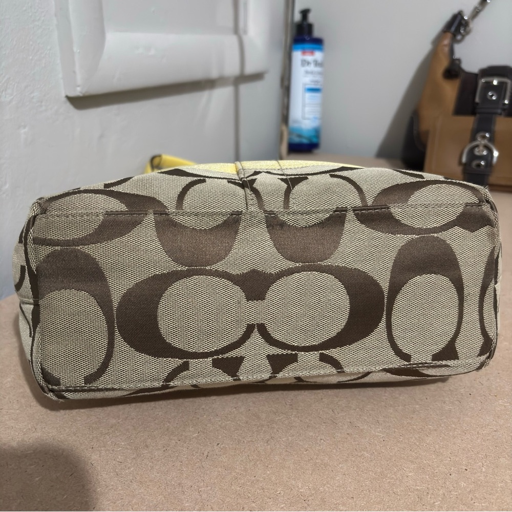 Coach Shoulder Shoulder Tote Purse Yellow Stripe Brown C Canvas Leather Trim - Picture 11 of 15